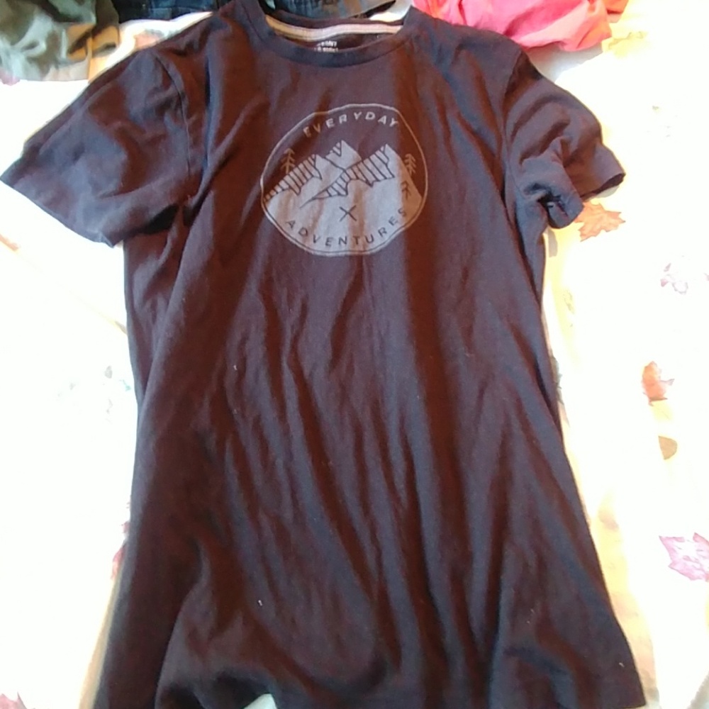 Shirt - Picture 2 of 4